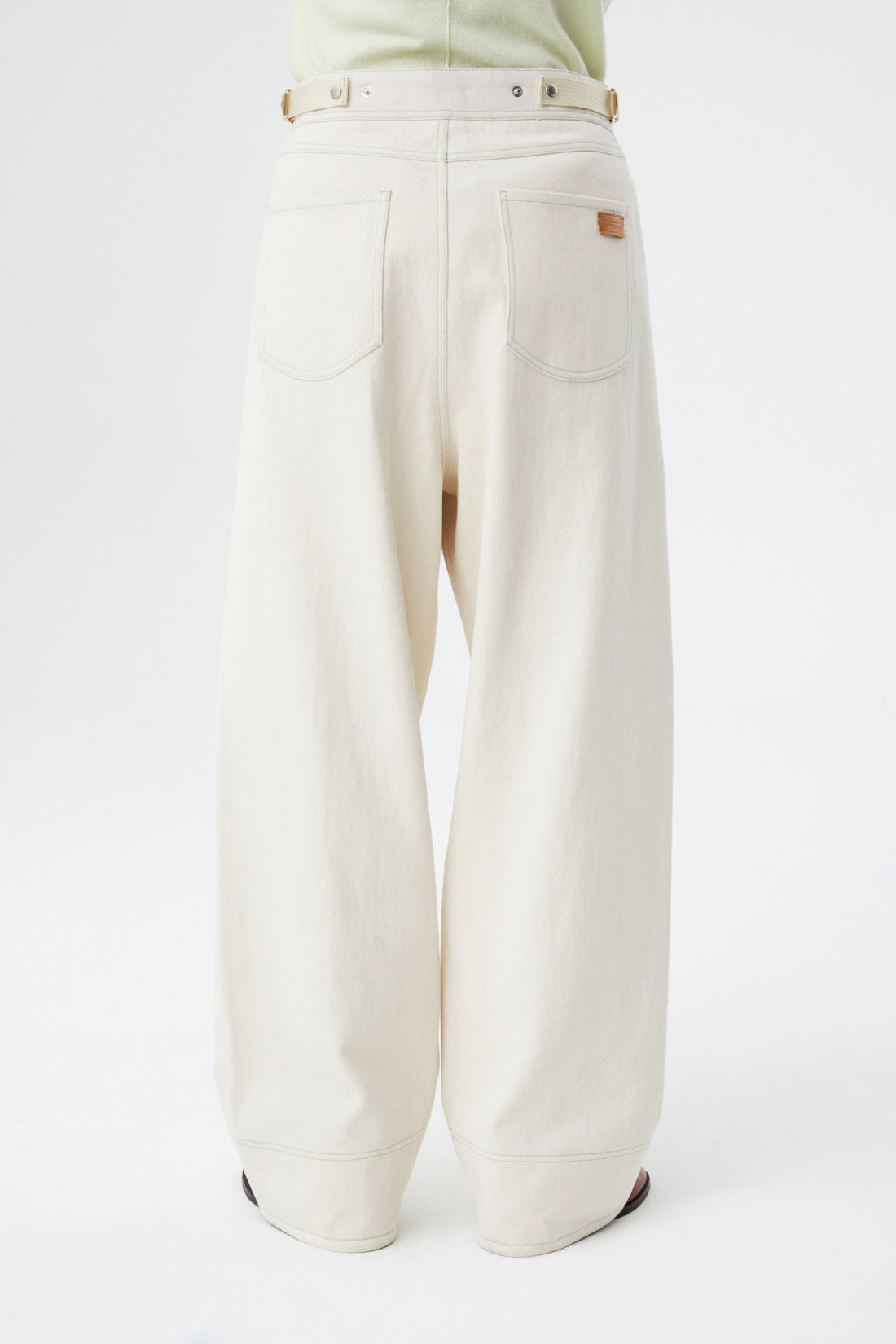 Curved Out Seam Trousers Ecru